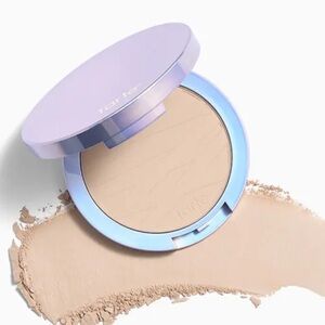 TARTE Face Tape Pressed Powder in 20S Light Sand